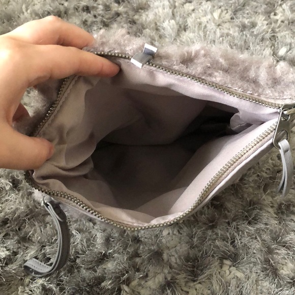 Sherpa Bag NWOT - Picture 3 of 6